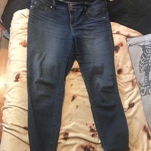 Torrid gently worn jegging size 16s